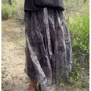 &Merci Black Paisley Printed Flowing Skirtc